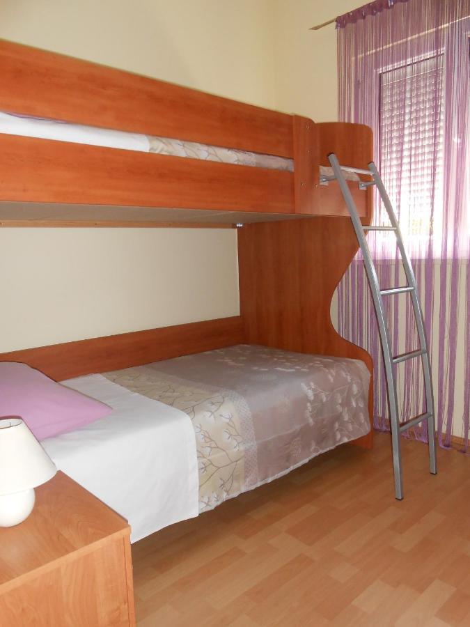 Apartments With A Parking Space Okrug Gornji, Ciovo - 13859 Τρογκίρ Εξωτερικό φωτογραφία