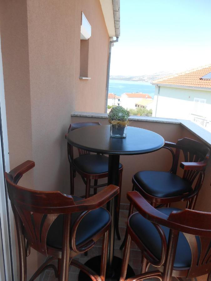 Apartments With A Parking Space Okrug Gornji, Ciovo - 13859 Τρογκίρ Εξωτερικό φωτογραφία
